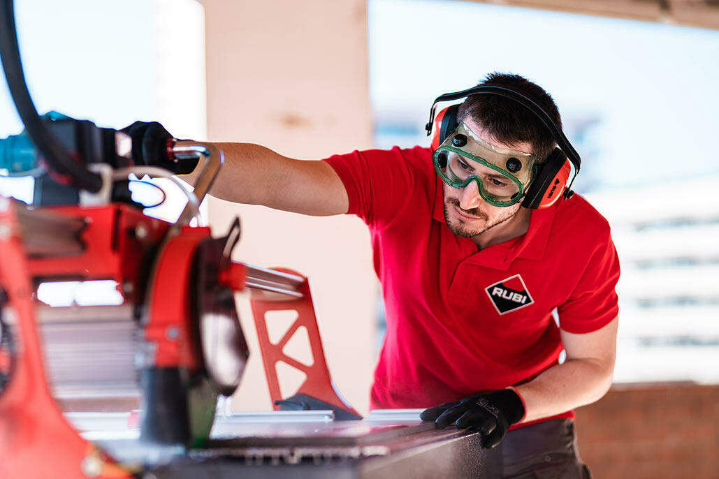 using a tile cutter