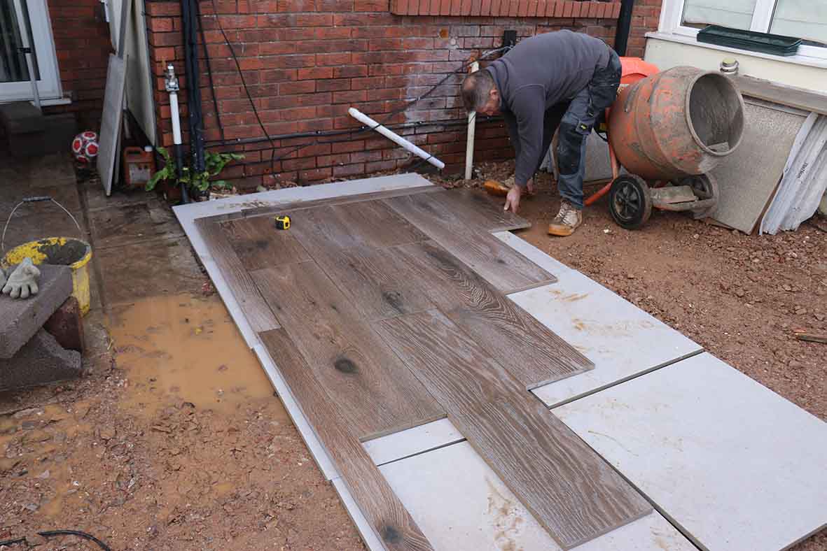 how to lay patio slabs
