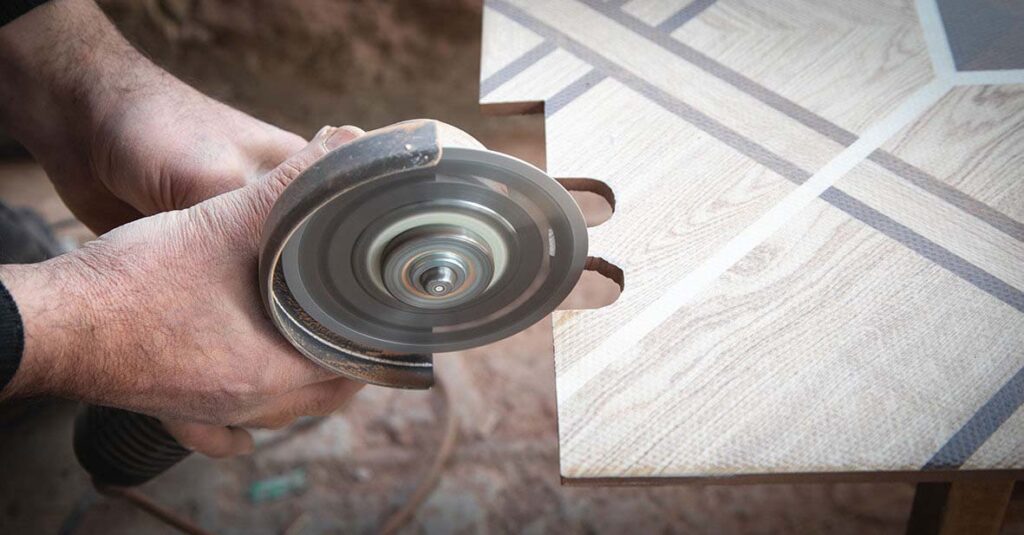 how to cut a circle in tile