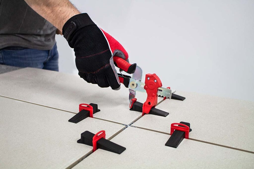levelling clips