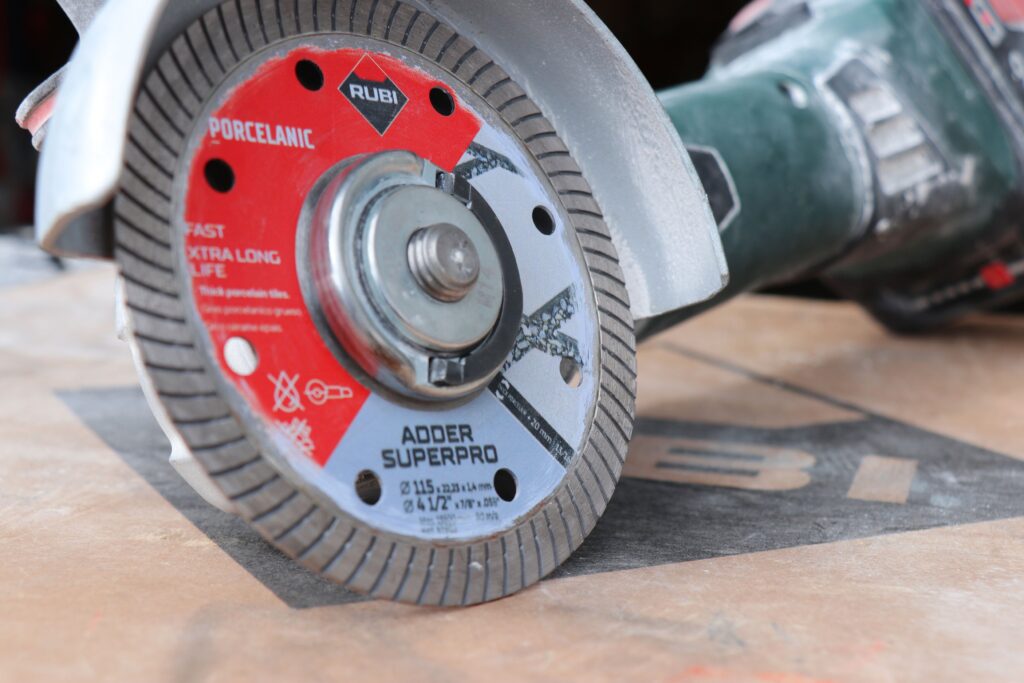 Alternative close up of the RUBI Adder Blade.