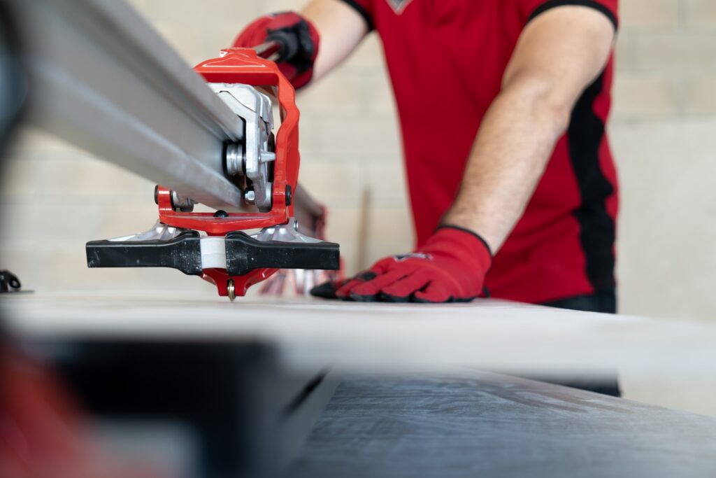 Close up of a professional using an RCH RS.