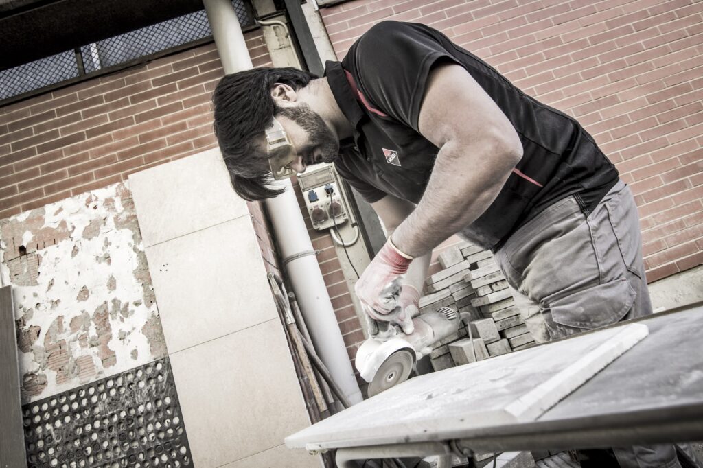 Professional using the ECD Grinding Blade.