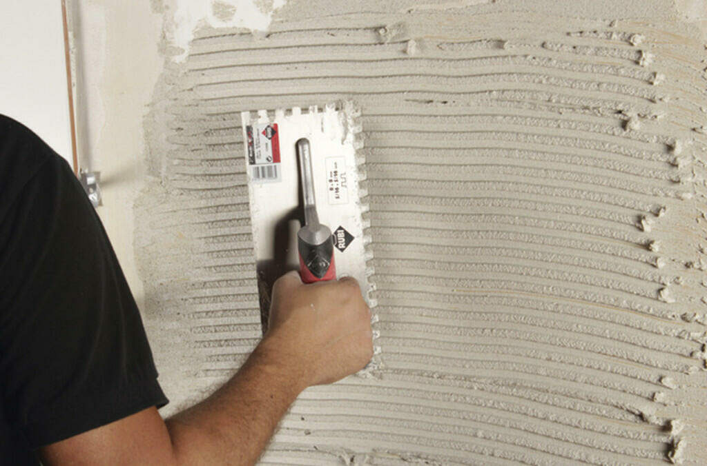 Stucco sabbiato vs non sabbiato - Posa verticale
