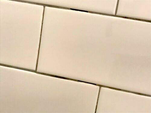 Stucco sabbiato vs non sabbiato - Microfori