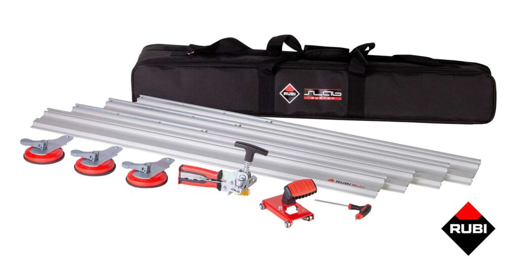De set van de RUBI SLIM CUTTER PLUS met alle accessoires en transporttas voor het snijden van grootformaat