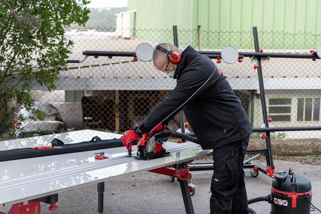 Gereedschap voor tegelzetters: de mini werkplaats van RUBI
