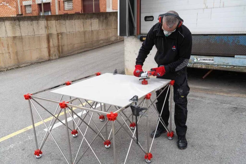 Stół warsztatowy, stół roboczy RUBI
