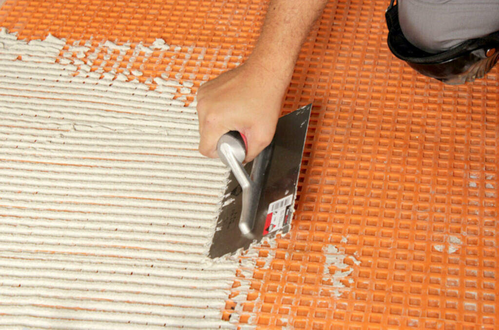 Grouting Tile - Applying Grout