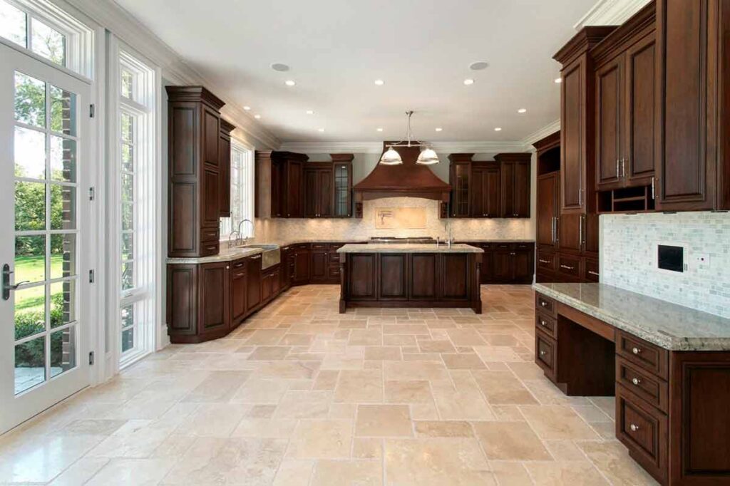 Pros & Cons of Ceramic Kitchen Tile