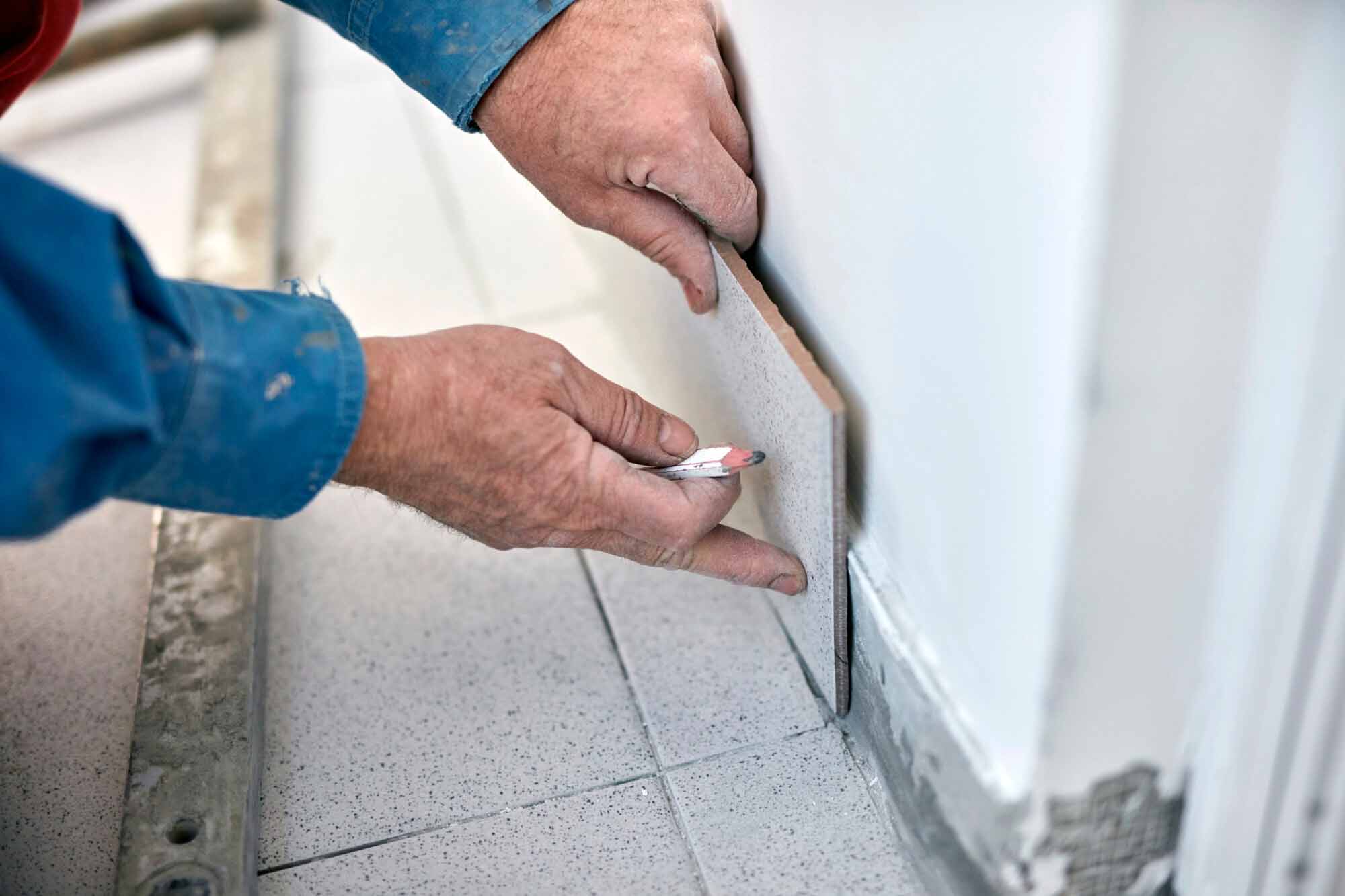 how to tile inside corners