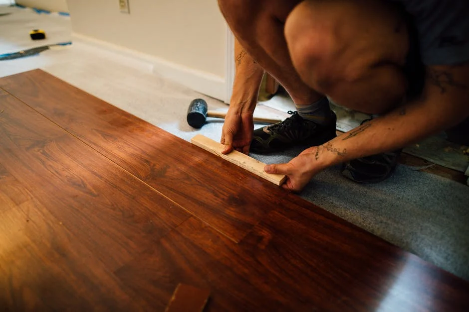 how to combine tile and wood flooring